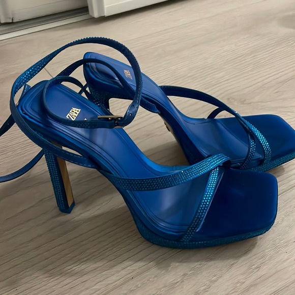 Blue Zara pumps - Picture 1 of 3